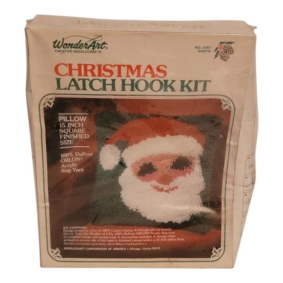 NOS Vintage Wonderart Santa Claus Pillow‎ Latch Hook Kit #4787 Christmas - Picture 1 of 4